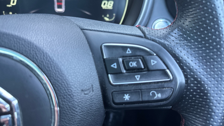 MG Hs 1.5 T-GDI Exclusive 5dr Petrol Hatchback